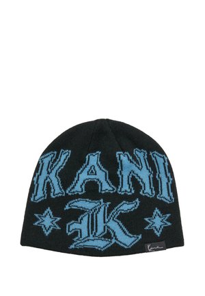 Beanie lavorato a maglia nera con il testo blu audace "KANI" e elementi grafici, caratterizzato da una texture liscia e un discreto etichetta con logo.