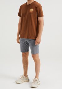WE Fashion Triko s potiskem - light brown