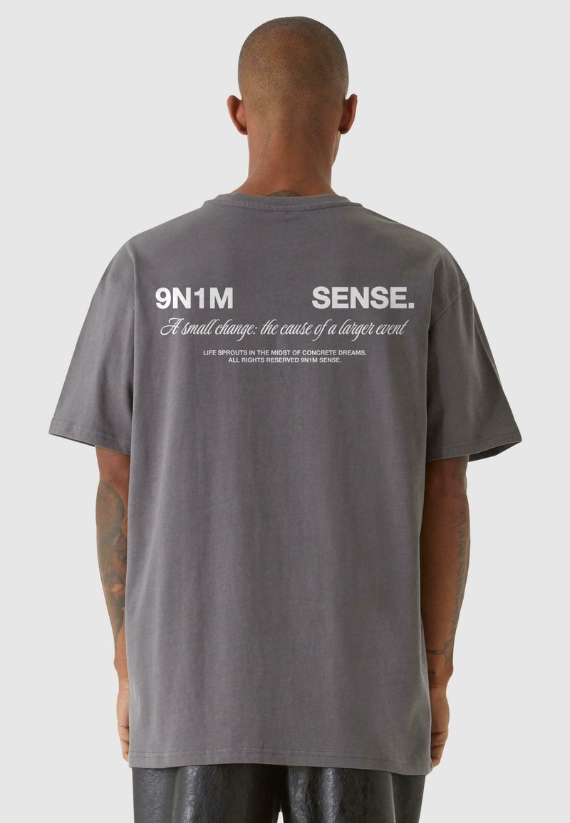 9N1M SENSE - CHANGE  - Potiskana majica - darkgrey, Povečajte