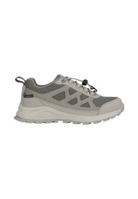 Chaussure de randonnée imperméable grise avec panneaux en mesh, languette de traction au talon et système de laçage élastique à tirage rapide, vue de profil.