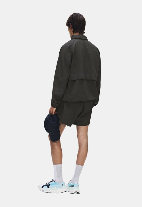 On PERFORMANCE VOLT JACKET - Running jacket - espresso — foto 3