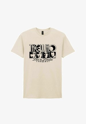 Beżowa koszulka z czarnym napisem "THE WHO Live in London 1975" oraz czarno-białymi portretami czterech członków zespołu w kwadratach.