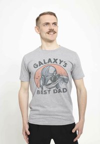 Star Wars STAR WARS: THE MANDALORIAN GALAXY MANDO UNISEX - Triko s potiskem - melange grey