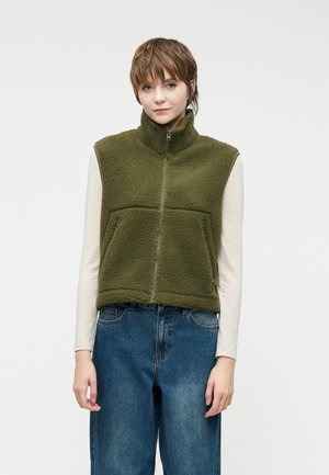 NMMASEY SHORT - Vest - kalamata