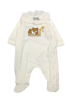 Weißer Baby-Body mit einem Bärenmotiv und Herzakzenten, ausgestattet mit einem Rüschensaum und Druckknöpfen an der Seite für ein einfaches Ankleiden.