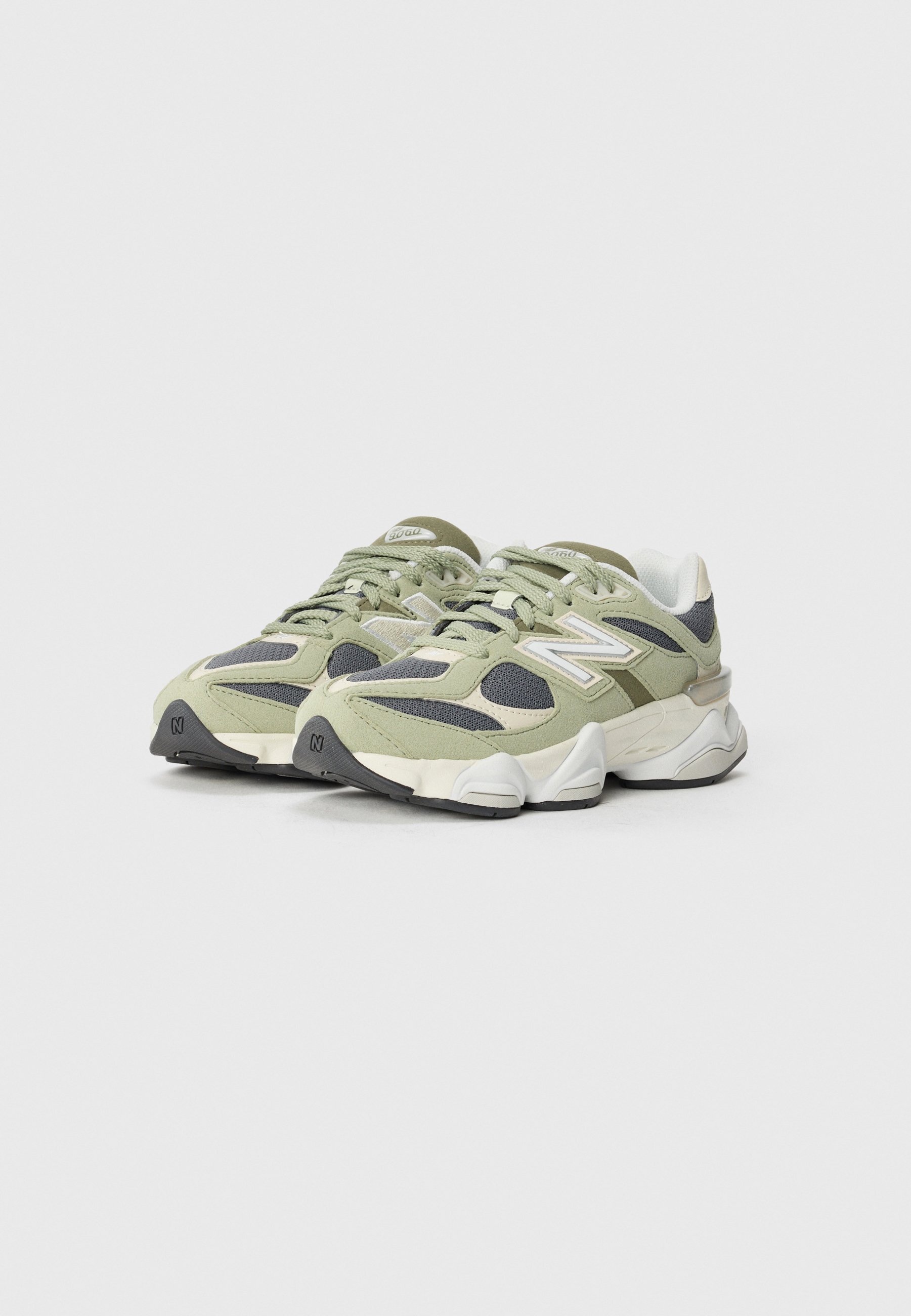 New Balance 9060 UNISEX - Sneakers low - garter snake/alb - Zalando.ro