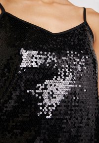 Dorothy Perkins Top - black
