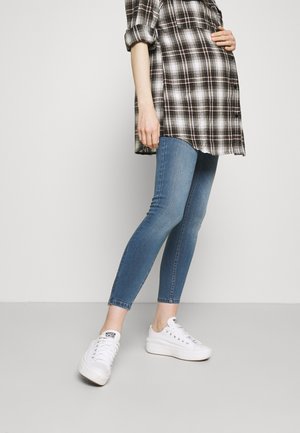 ONLY MATERNITY OLMKENDELL REG ANK SK BJ NOOS - Blugi skinny fit - medium blue denim