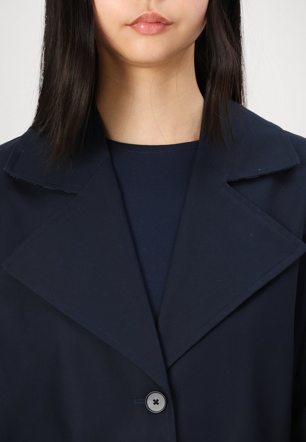 AUNE JOSEFINE - Trenchcoat - sky captain2