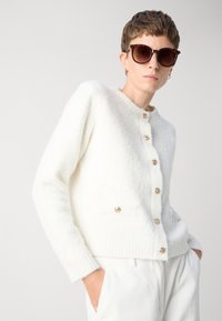 Lindex LUNAR - Chaqueta de punto - light dusty white