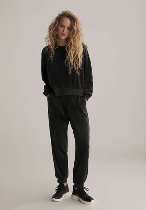 Mikina - black