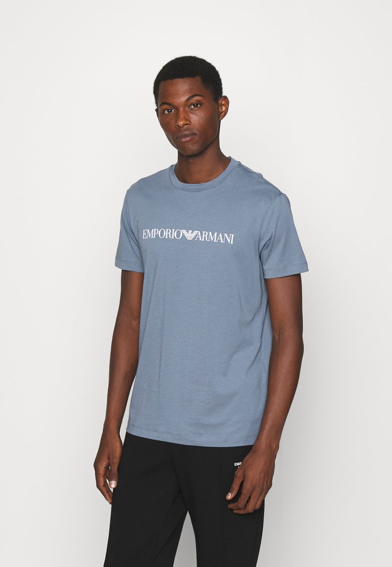 Emporio Armani T-shirt estampada - fumo di londra