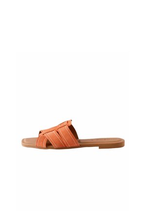 STANDARD FOREVER COMFORT STITCHED - Šľapky - new orange suede