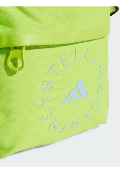 adidas by Stella McCartney Bum bag - semi solar slime   glow blue   lucid blue