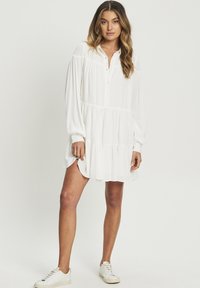 CALLI WILEY - Abito a camicia - white