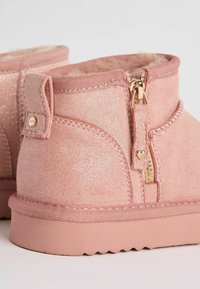 Lipsy REGULAR FIT-SIDE ZIP - Botas para la nieve - pink