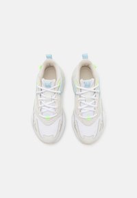 Puma Tenisky - white