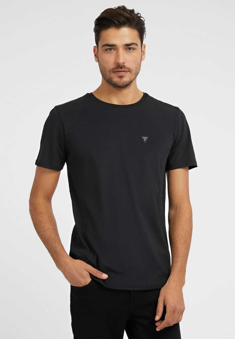 Guess MIT LOGO DREIECK PATCH VORN Tshirt basic schwarz/zwart