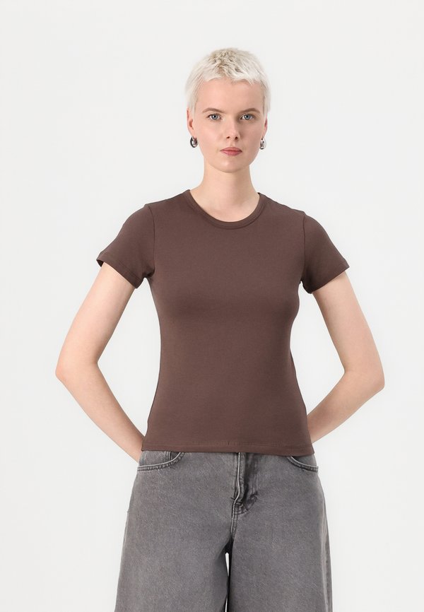 JXGIGI TEE - Basic T-shirt - bracken2