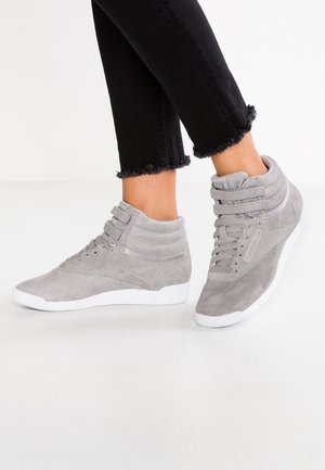 Baskets montantes - grey