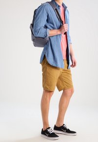 Scotch & Soda Shorts - khaki