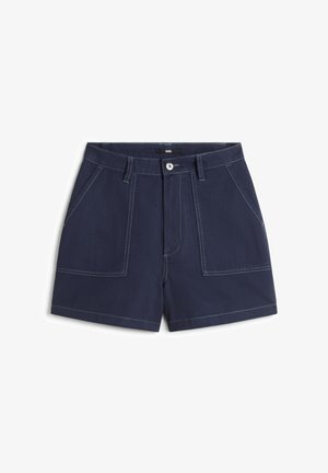 Marineblaue Shorts mit flachem Bund, zwei vorderen Taschen und kontrastierendem weißen Nähten. Hergestellt aus leichtem Stoff, mit Knopfverschluss.