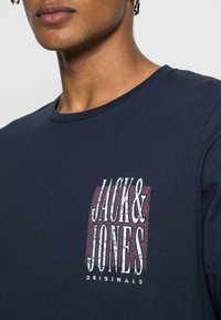 Jack & Jones JORJARL TEE CREW NECK - Camisola de manga comprida - navy