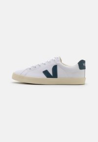 Não selecionado, white/california