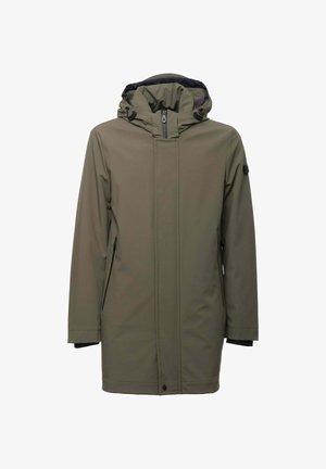 Cappotto invernale verde oliva con cappuccio, chiusura con zip e bottoni a pressione, tasche laterali con zip e coulisse regolabili sul cappuccio.