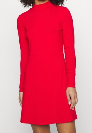 Stickad klänning - dark red