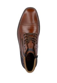 Chaussure en cuir marron avec une finition lisse, design à lacets, accents tissés et fermetures éclair sur le côté. Détails cousus autour de la semelle.