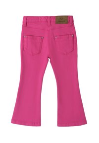 Roze katoenen flare jeans met een tailleband en twee achterzakken. Bevat een bruine leren label met de merknaam aan de achterkant.