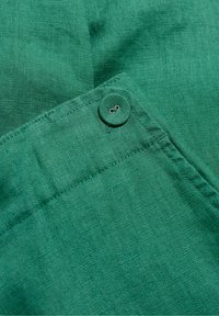 Thumbnail Image 5