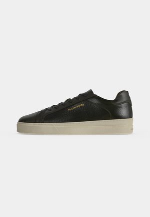 Filling Pieces, TIEBREAK  - Маратонки - dark green