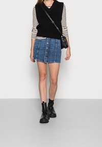 mbyM Maglione - black