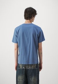 Pepe Jeans EGGO - Marškinėliai su spaudiniu - sea blue