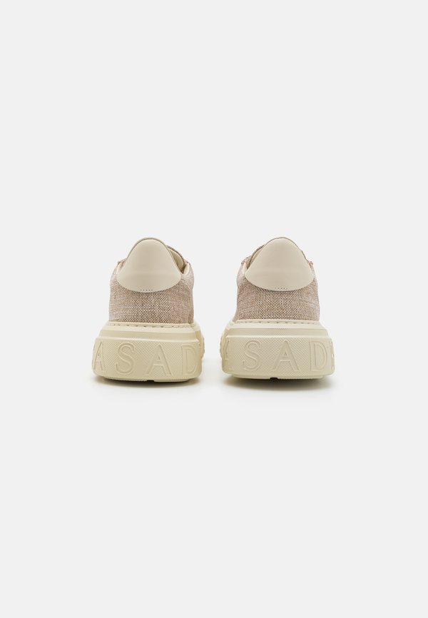 OFFROAD FLOREN - Trainers2