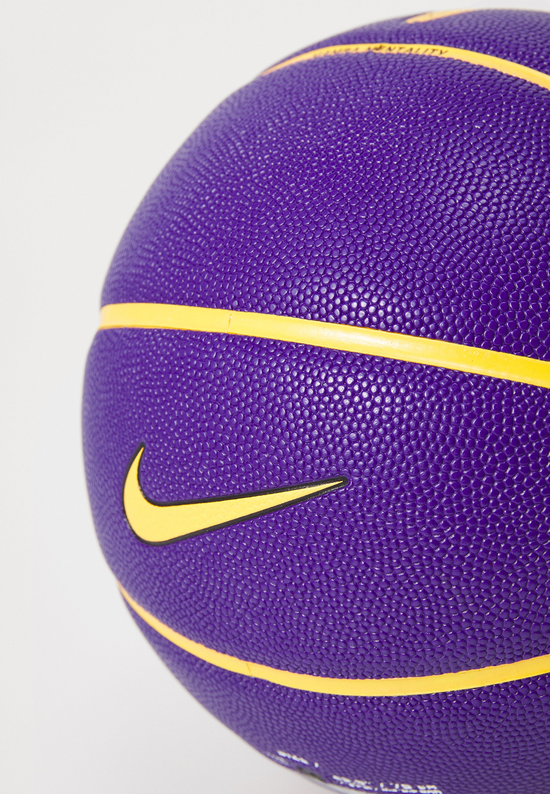 nike howlin moon ball purple