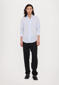 Michael Kors ONE PIECE COLLAR SHIRT - Krekls - light blue