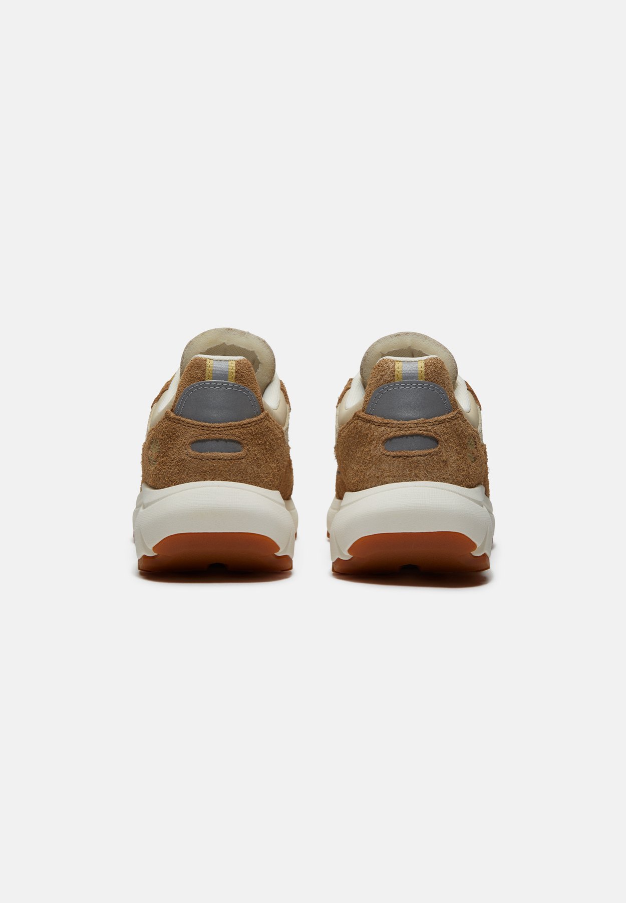 LOW LACE-UP