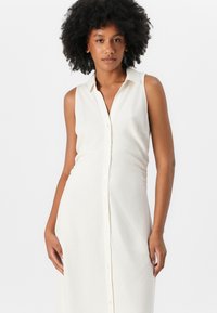 Guess LILIANE - Dolga obleka - dove white