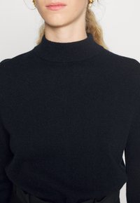 pure cashmere MOCKNECK - Camisola - dark navy