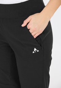 Whistler VERA - Ulkohousut - black