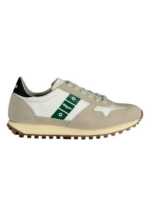 Sneakersy niskie