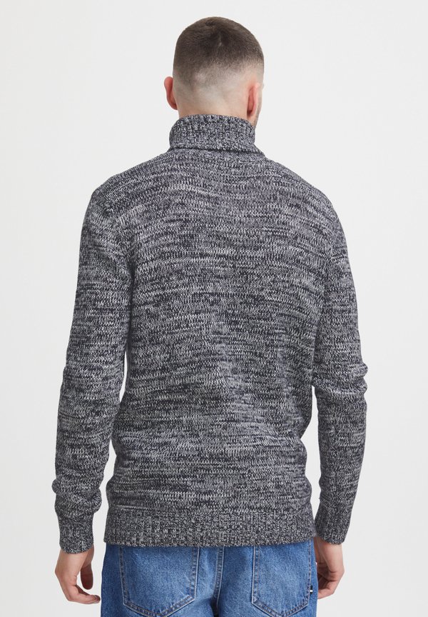 SDPhilaremo - Jumper - insignia2