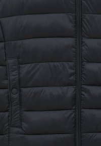 PULL&BEAR Vinterjakker - black