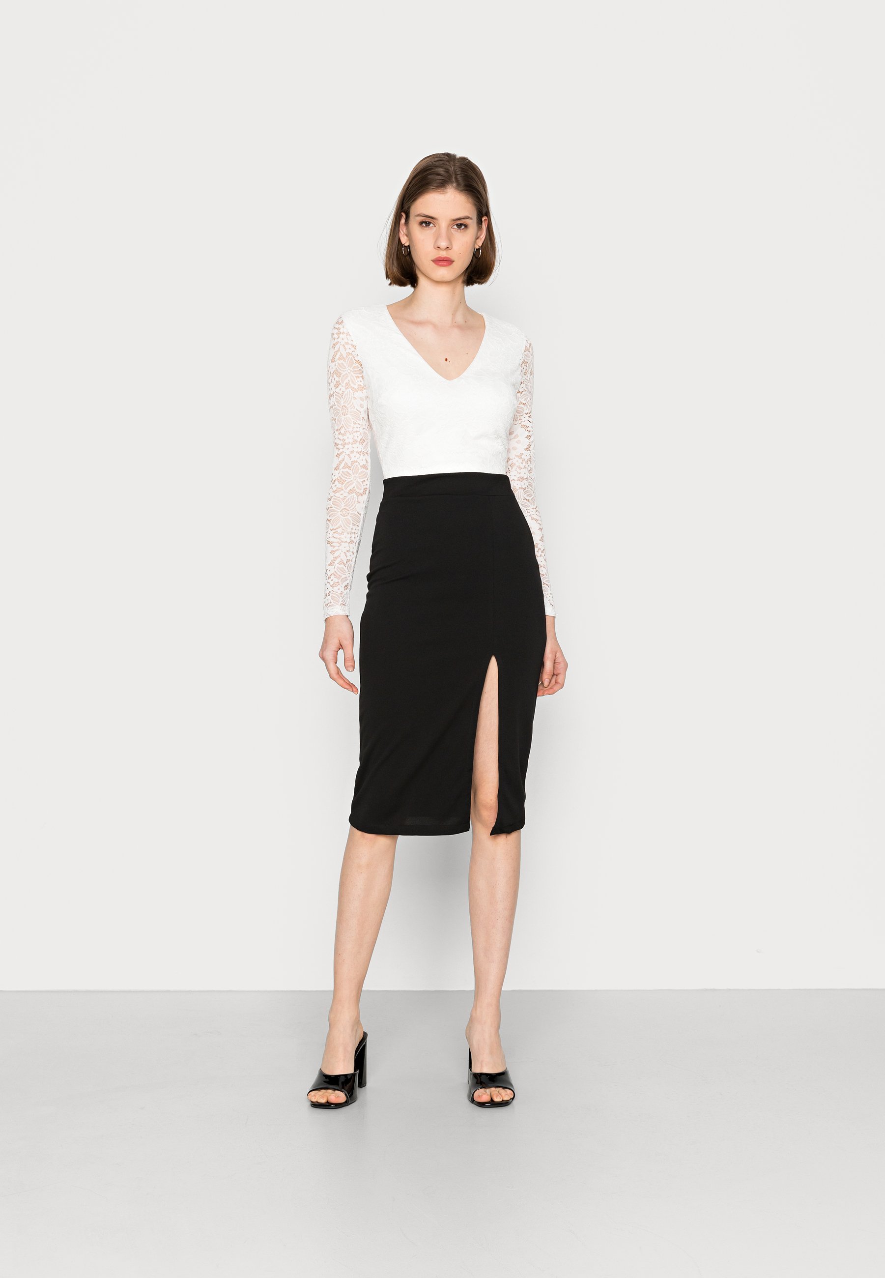 WAL G. BLAKE LONG SLEEVE MIDI DRESS 