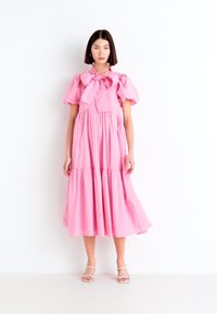 Sister Jane ONDA BOW MIDI DRESS - Kokteiļkleita/ballīšu kleita - pink