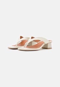 ÁNGEL ALARCÓN Varvassandaalit - off-white
