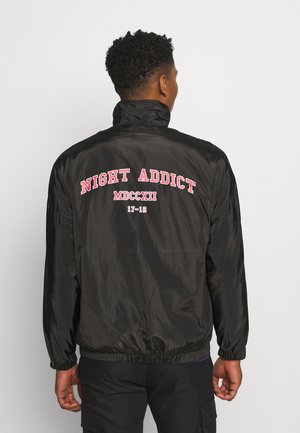 ADDICT - Lehká bunda - black